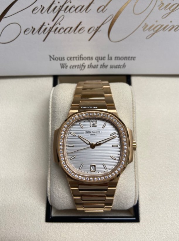 Patek Philippe Nautilus Womens watch Automatic Rose gold 7118 1200R-001 Replica 4