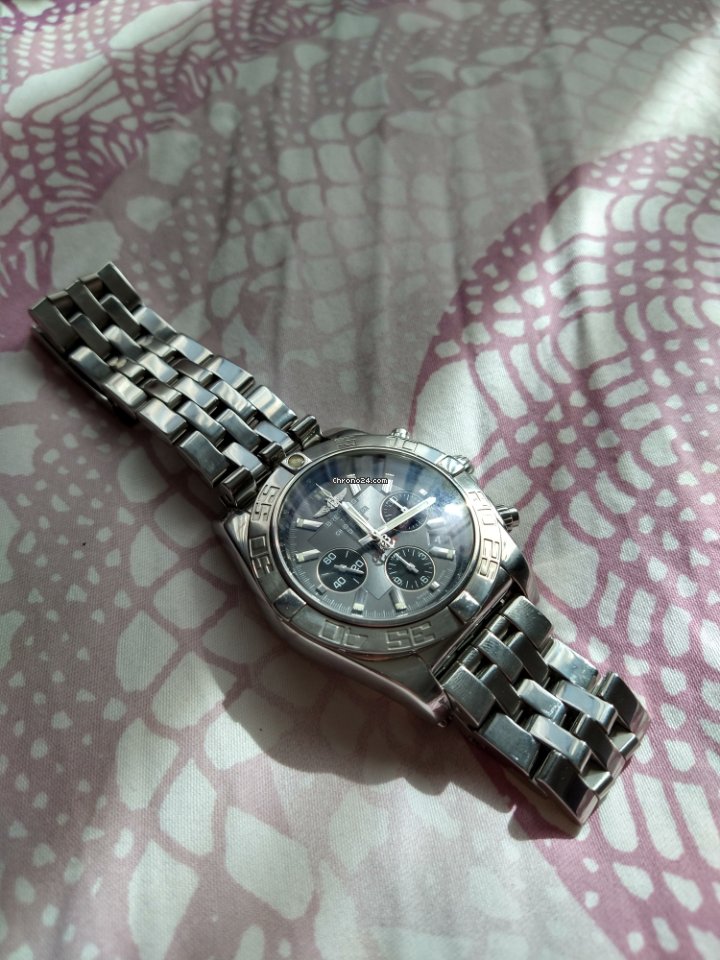 IMG_9081 Breitling Chronomat 44 Mens watch Unisex Automatic Steel AB011011 Replica 4