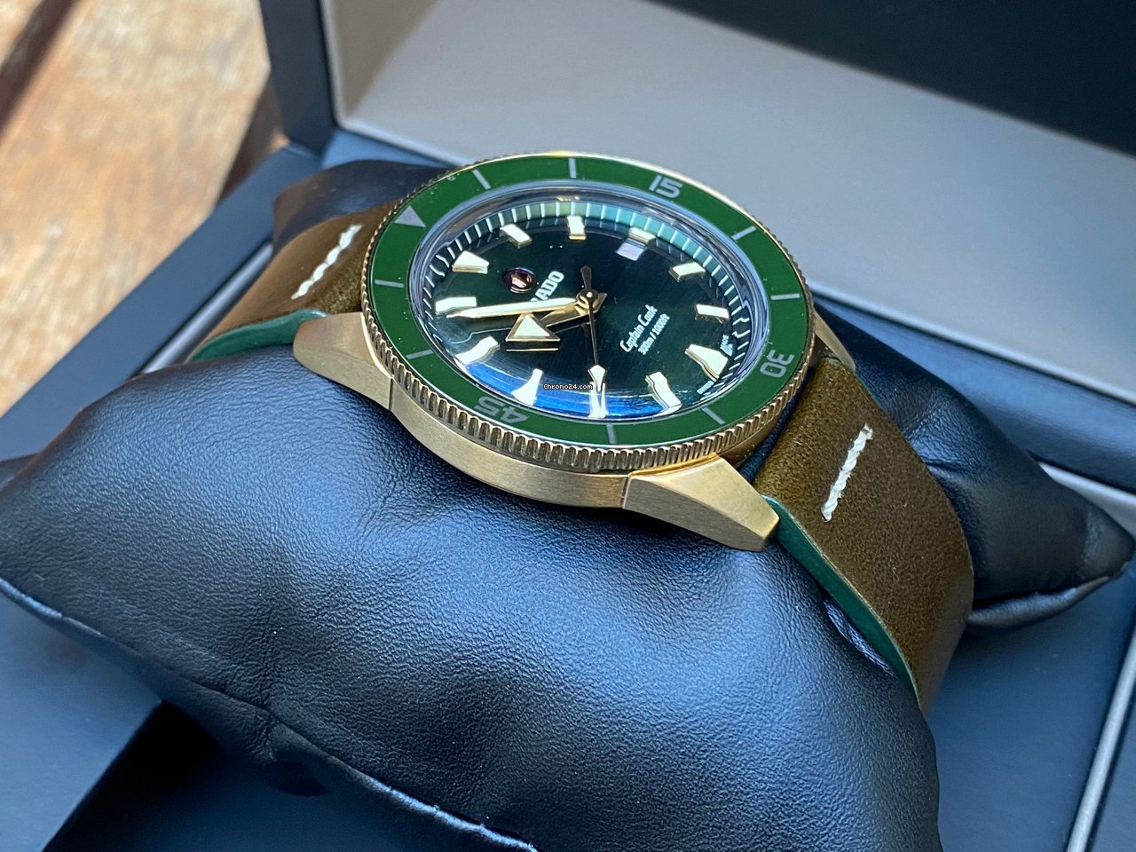 IMG_9081 Rado HyperChrome Captain Cook Mens watch Unisex Automatic Bronze R32504315 Replica 4