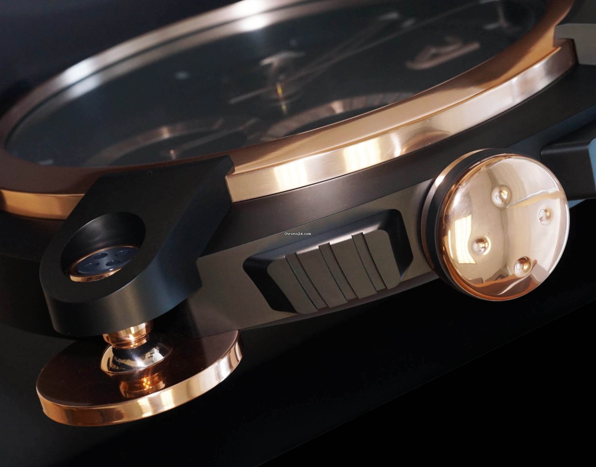 IMG_9081 Romain Jerome Moon-DNA Mens watch Unisex Quartz Steel Moon Invaders Replica 4