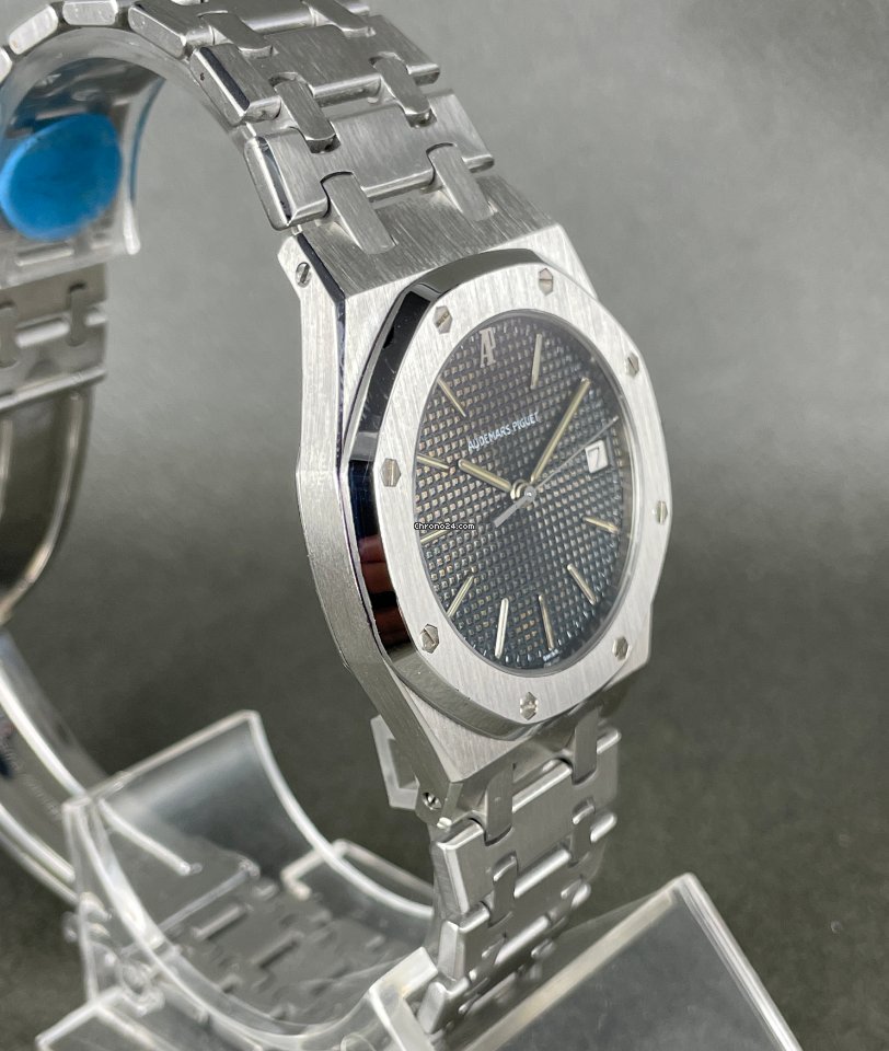 IMG_9081 Audemars Piguet Royal Oak Mens watch Unisex Quartz Steel 6023ST Replica 4