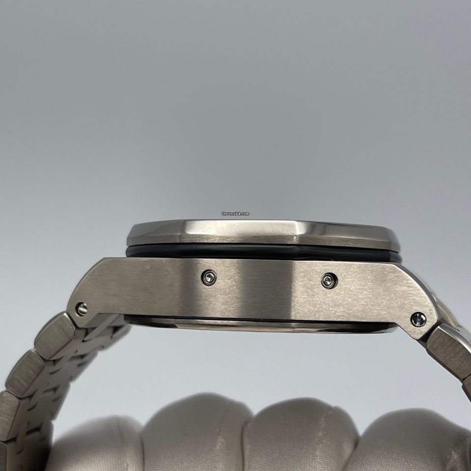 IMG_9081 Audemars Piguet Royal Oak Offshore Chronograph Mens watch Unisex Automatic Titanium 25854TI.OO.1150TI.01 Replica 4