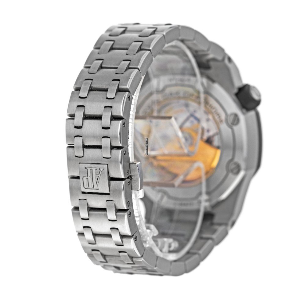 IMG_9081 Audemars Piguet Royal Oak Offshore Diver Mens watch Unisex Automatic Steel 15710ST Replica 4