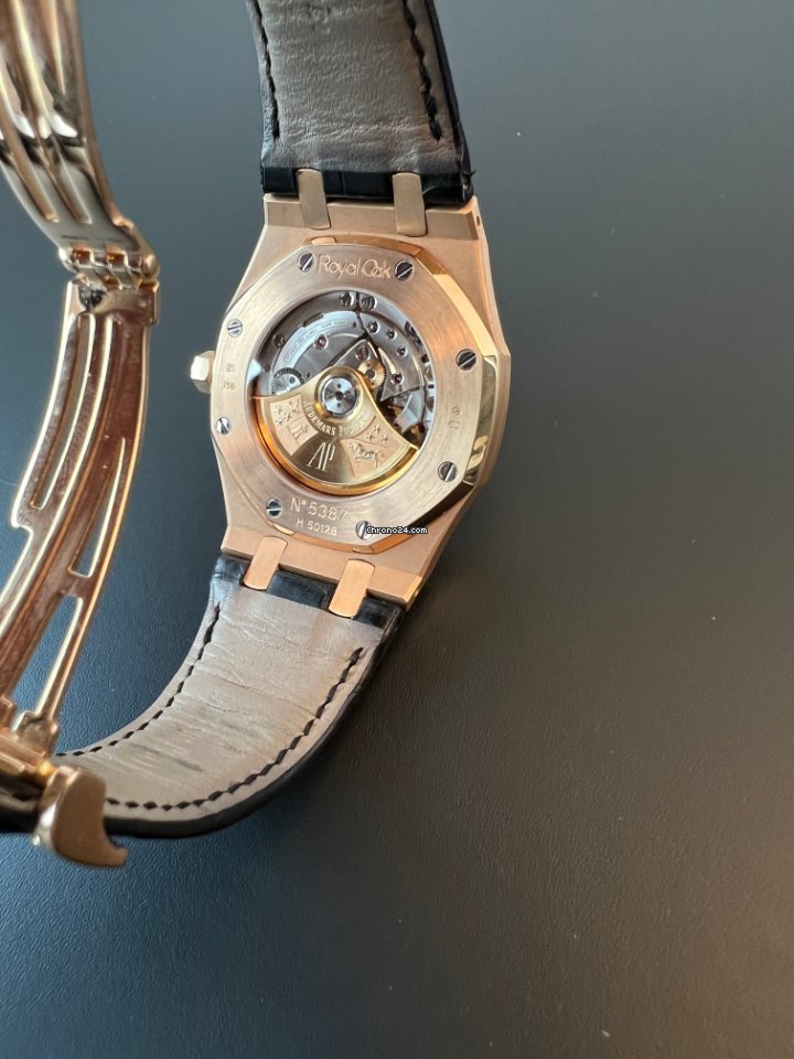 IMG_9081 Audemars Piguet Royal Oak Selfwinding Mens watch Unisex Automatic Rose gold 15300OR.OO.D002CR.01 Replica 4