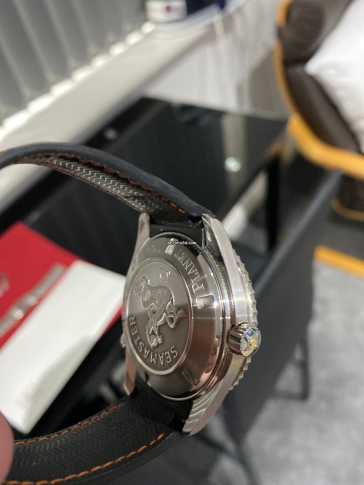 IMG_9081 Omega Seamaster Planet Ocean Mens watch Unisex Automatic Steel 2900.51.82 Replica 4