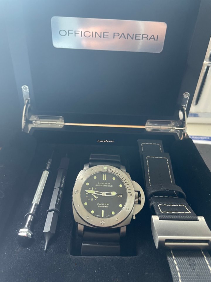 IMG_9081 Panerai Luminor Submersible 1950 3 Days Automatic Mens watch Unisex Automatic Titanium PAM 00305 Replica 4