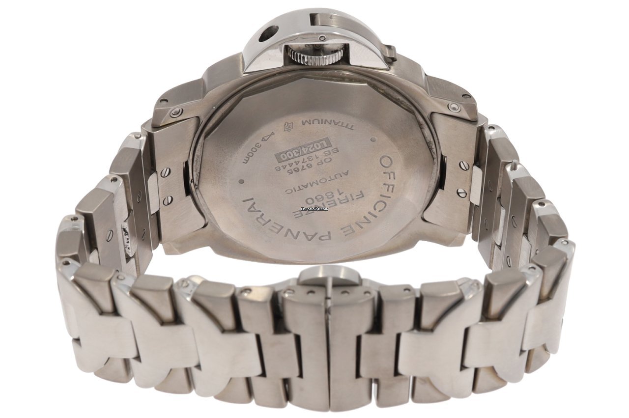 IMG_9081 Panerai Luminor GMT Automatic Mens watch Unisex Automatic Titanium PAM 00161 Replica 4