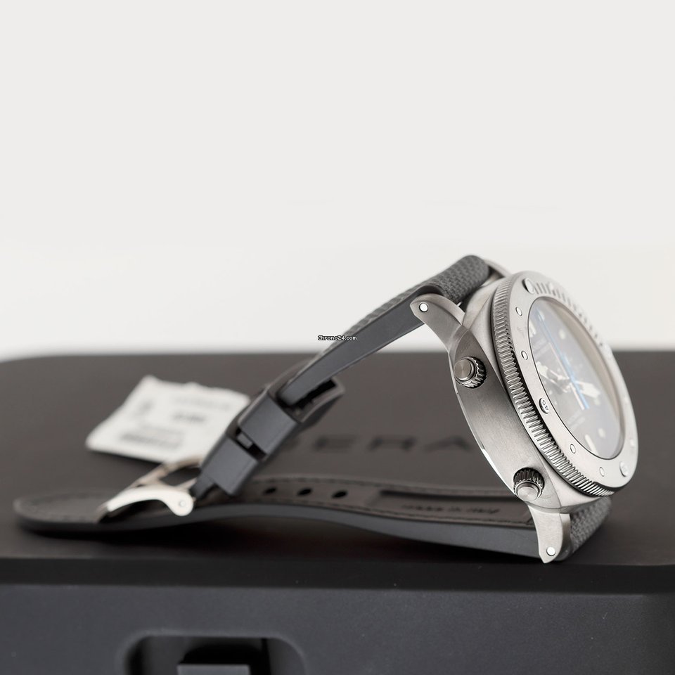 IMG_9081 Panerai Mens watch Unisex Automatic Titanium pam01207 Replica 4