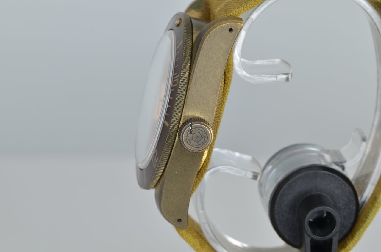 Tudor Black Bay Bronze Mens watch Unisex Automatic Bronze 79250BM Replica 4