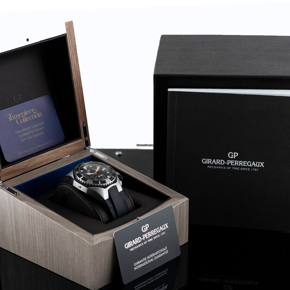 Girard Perregaux Sea Hawk Automatic Steel 49960-11-131-FK6A Replica 4