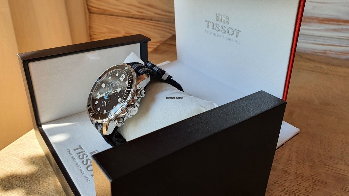 Tissot Seastar 1000 Mens watch Unisex Quartz T066.417.17.057.00 Replica 4