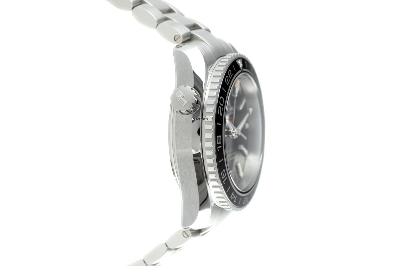 IMG_9081 Omega Seamaster Planet Ocean Mens watch Unisex Automatic Steel 232.30.44.22.01.001 Replica 4