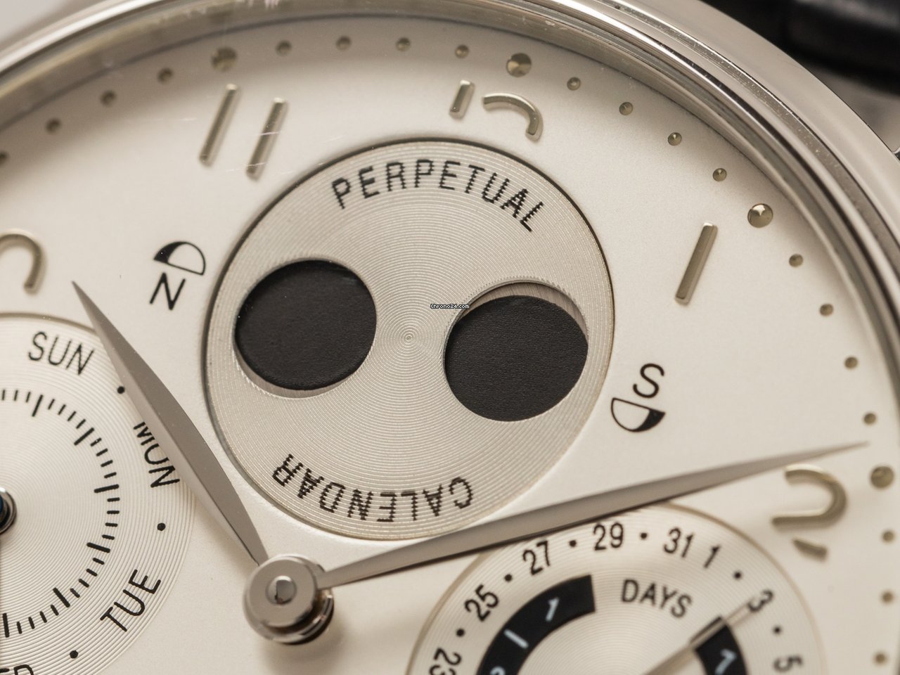 IMG_9081 IWC Portuguese Perpetual Calendar Mens watch Unisex Automatic Platinum IW502111 Replica 4