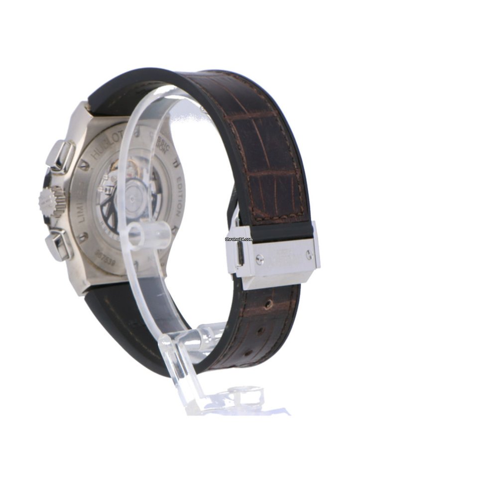 IMG_9081 Hublot Classic Fusion Chronograph Mens watch Unisex Automatic Titanium 521.NX.3470.LR Replica 4