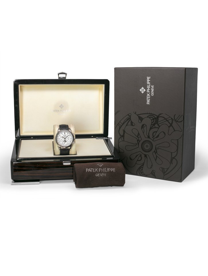 IMG_9081 Patek Philippe Perpetual Calendar Chronograph Mens watch Unisex Manual winding White gold 5270G-013 Replica 4