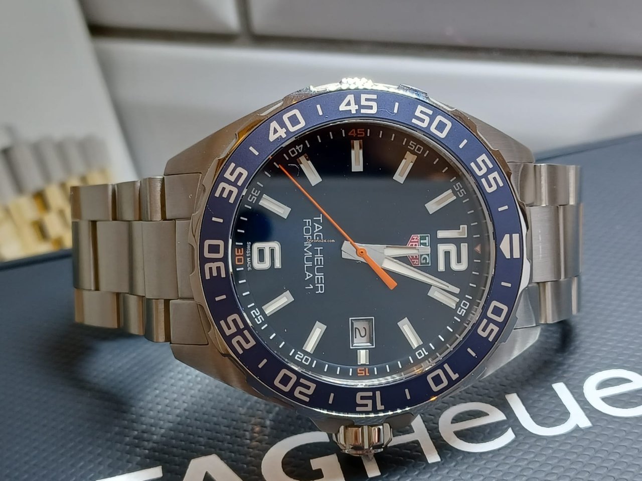 TAG Heuer Formula 1 Quartz Mens watch Unisex Quartz Steel WAZ1010.BA0842 Replica 4