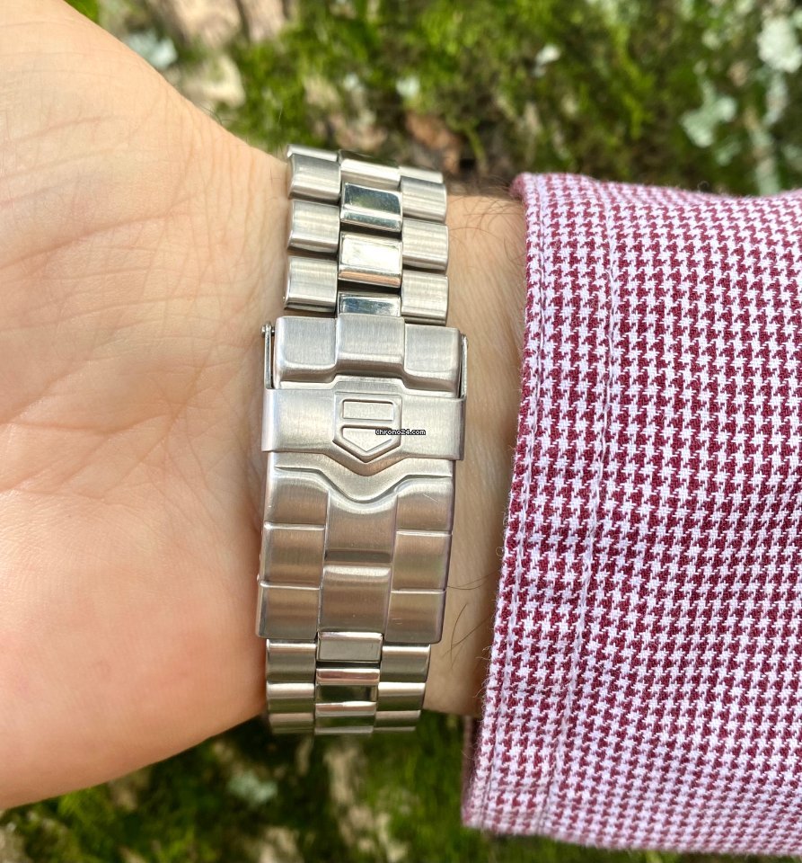 TAG Heuer 2000 Mens watch Unisex Quartz Steel WK1112 Replica 4
