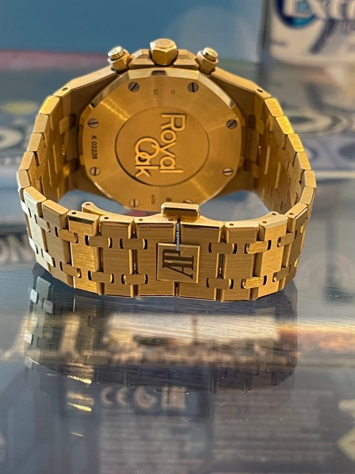 Audemars Piguet Royal Oak Chronograph Mens watch Unisex Automatic Yellow gold 26331BA.OO.1220BA01 Replica 4