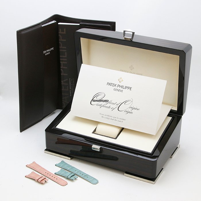 IMG_9081 Patek Philippe Nautilus Quartz White gold 7010G-001 Replica 4