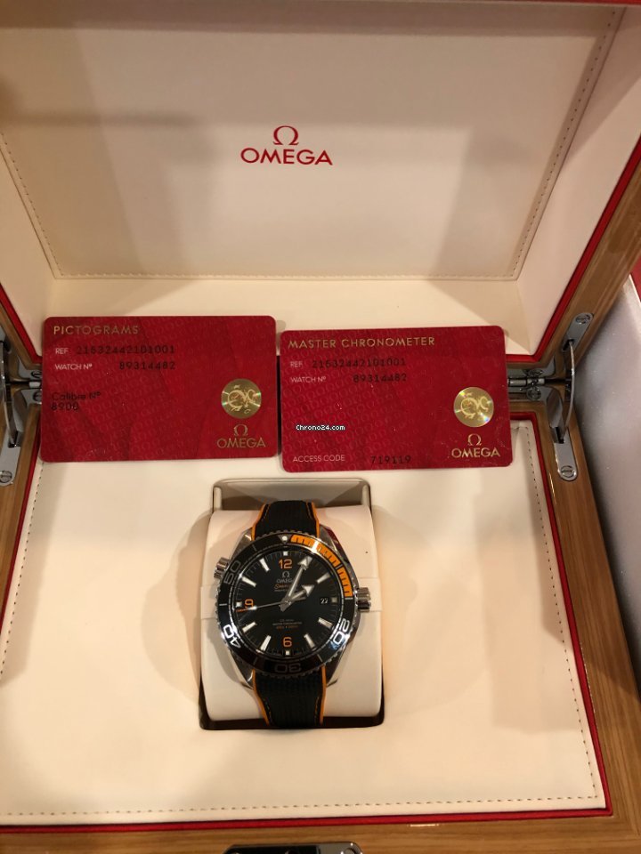 Omega Seamaster Planet Ocean Mens watch Unisex 21532442101001 Replica 4