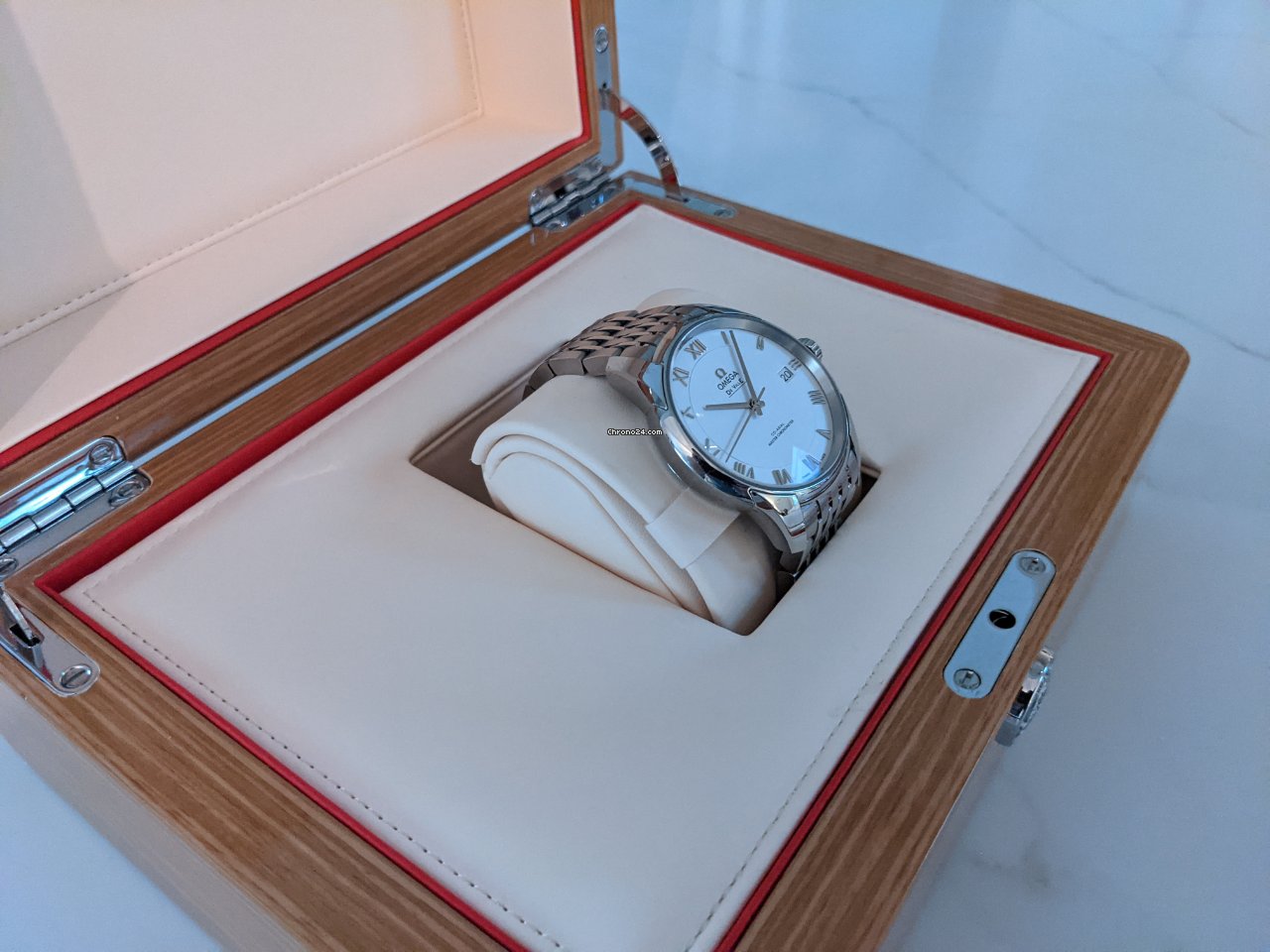 IMG_9081 Omega De Ville Hour Vision Mens watch Unisex Automatic Steel 433.33.41.21.03.001 Replica 4