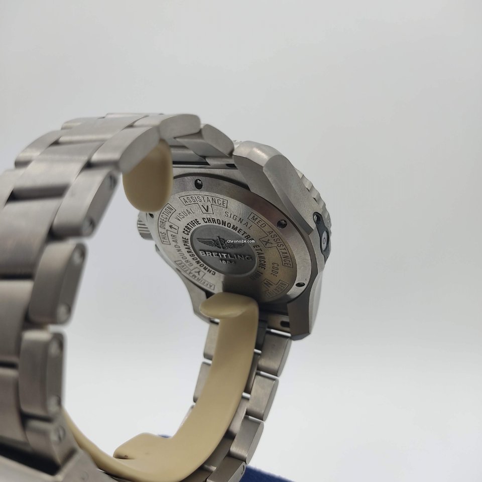 IMG_9081 Breitling Cockpit B50 Mens watch Unisex Quartz Titanium EB501022 BD40 Replica 4
