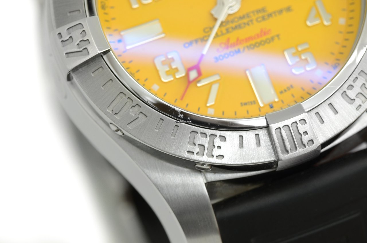 IMG_9081 Breitling Avenger II Seawolf Mens watch Unisex Automatic Steel A1733110 I519 Replica 4