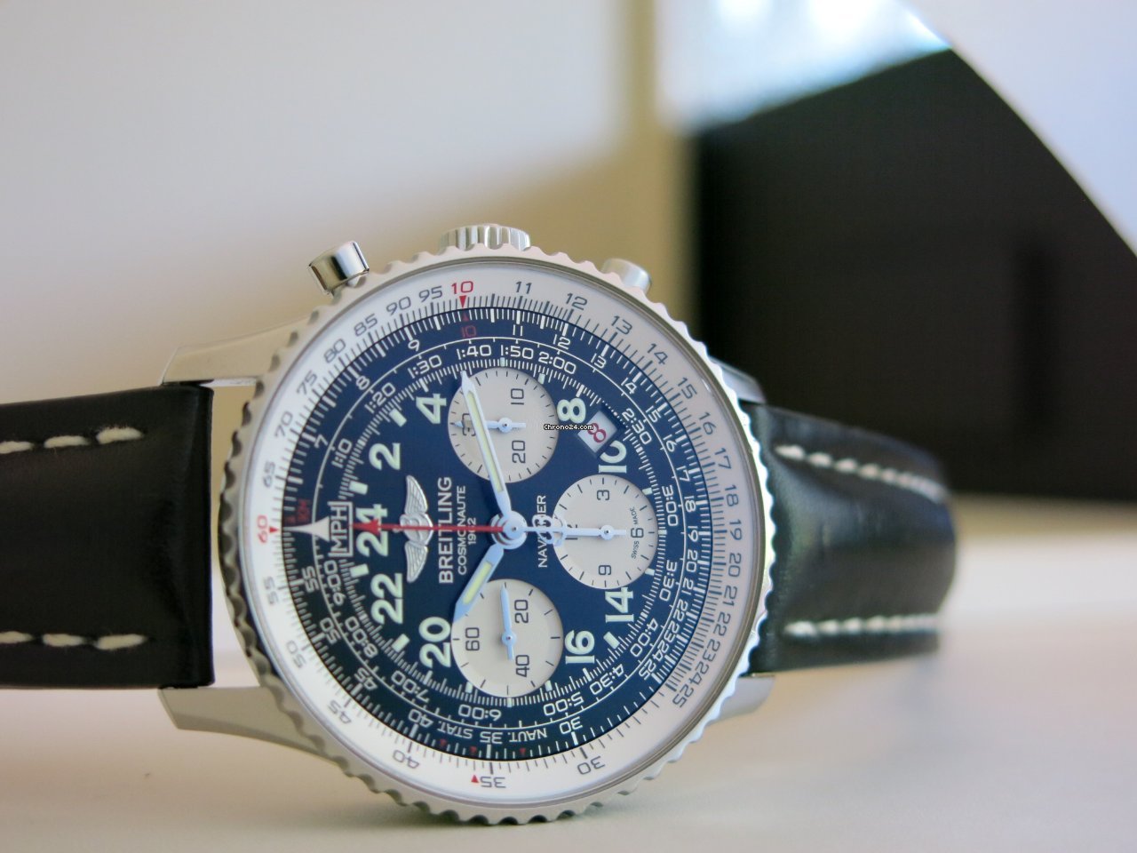Breitling Navitimer Cosmonaute Mens watch Unisex Manual winding Steel AB021012.BB59.435X.A20BA.1 Replica 4