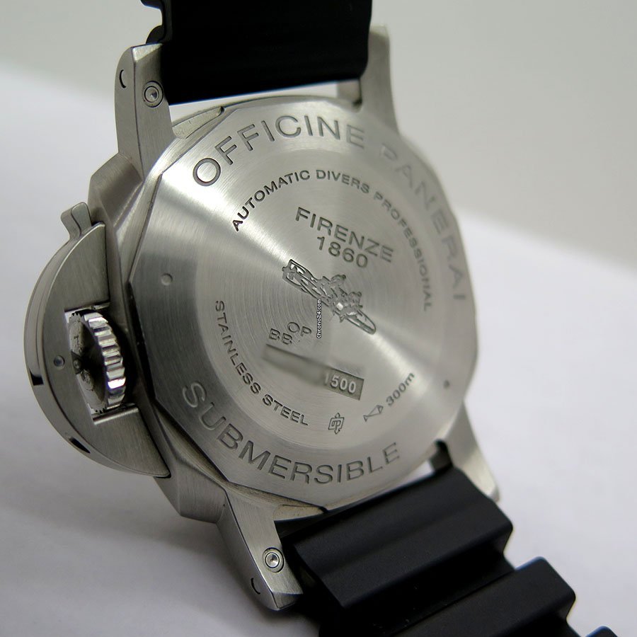 IMG_9081 Panerai Luminor Submersible 1950 3 Days Automatic Mens watch Unisex Automatic Steel PAM 682 Replica 4