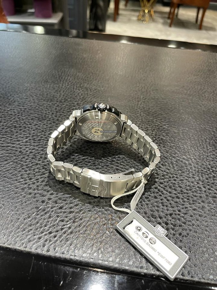 IMG_9081 TAG Heuer Formula 1 Quartz Mens watch Unisex Quartz Steel CAH1010 Replica 4