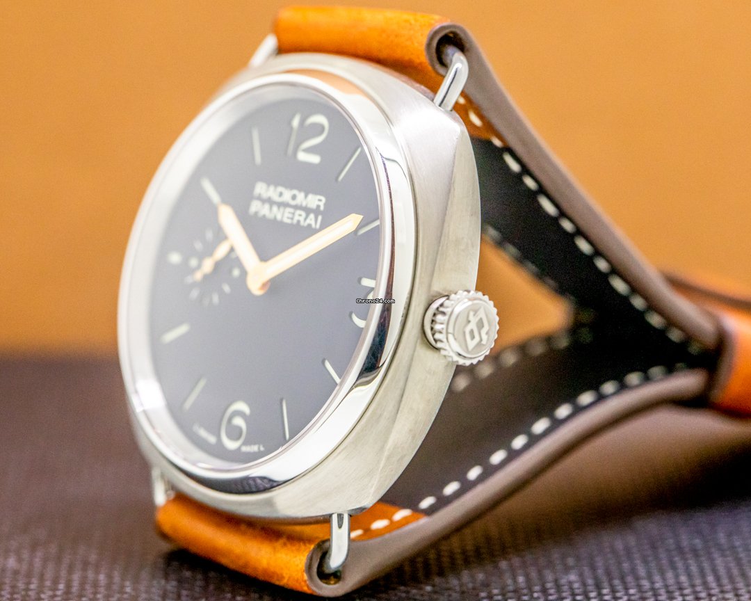 Panerai Radiomir Mens watch Unisex Manual winding Titanium PAM00338 Replica 4