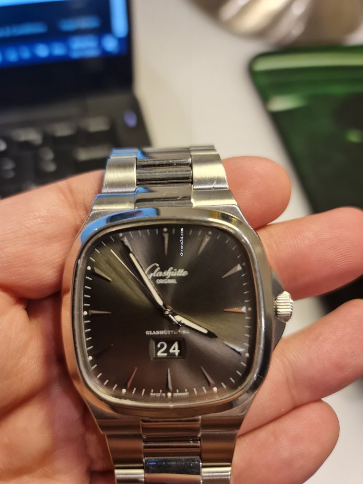 Glashutte Original Seventies Panorama Date Mens watch Unisex Automatic Steel 23947121214 Replica 4