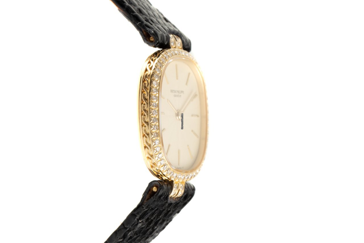 IMG_9081 Patek Philippe Golden Ellipse Womens watch Quartz Yellow gold 4698 Replica 4