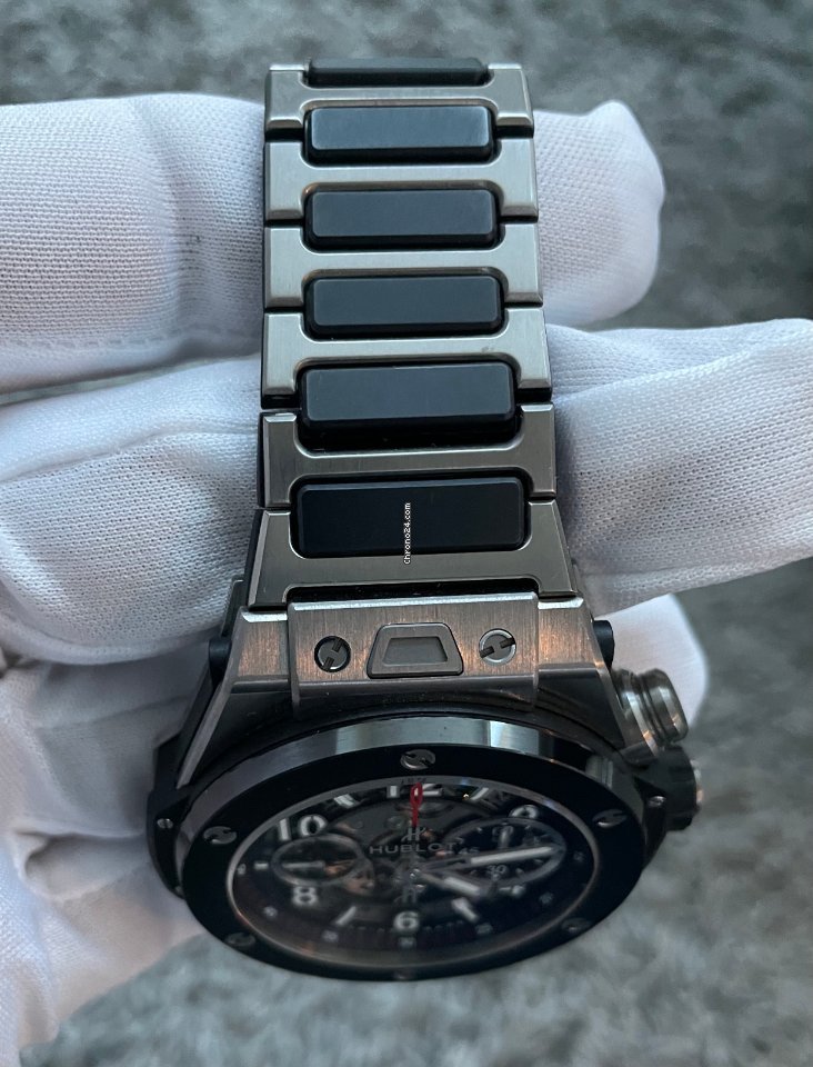 IMG_9081 Hublot Big Bang Unico Mens watch Unisex Automatic Titanium 411.NM.1170.NM Replica 4