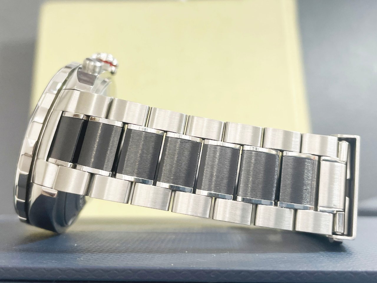 IMG_9081 TAG Heuer Formula 1 Calibre 16 Mens watch Unisex Automatic Steel CAZ2012-0 Replica 4