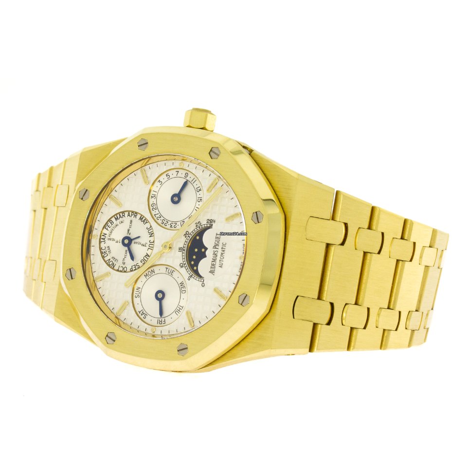 IMG_9081 Audemars Piguet Royal Oak Perpetual Calendar Mens watch Unisex Automatic Yellow gold 25820BA.OO.0944BA.02 Replica 4