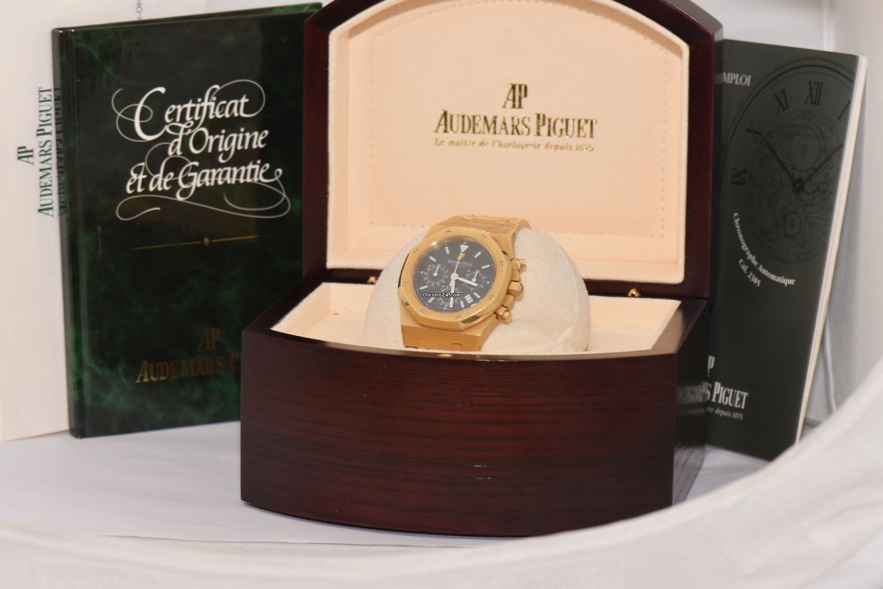 IMG_9081 Audemars Piguet Royal Oak Chronograph Mens watch Unisex Automatic Yellow gold 25860BA1110BA Replica 4