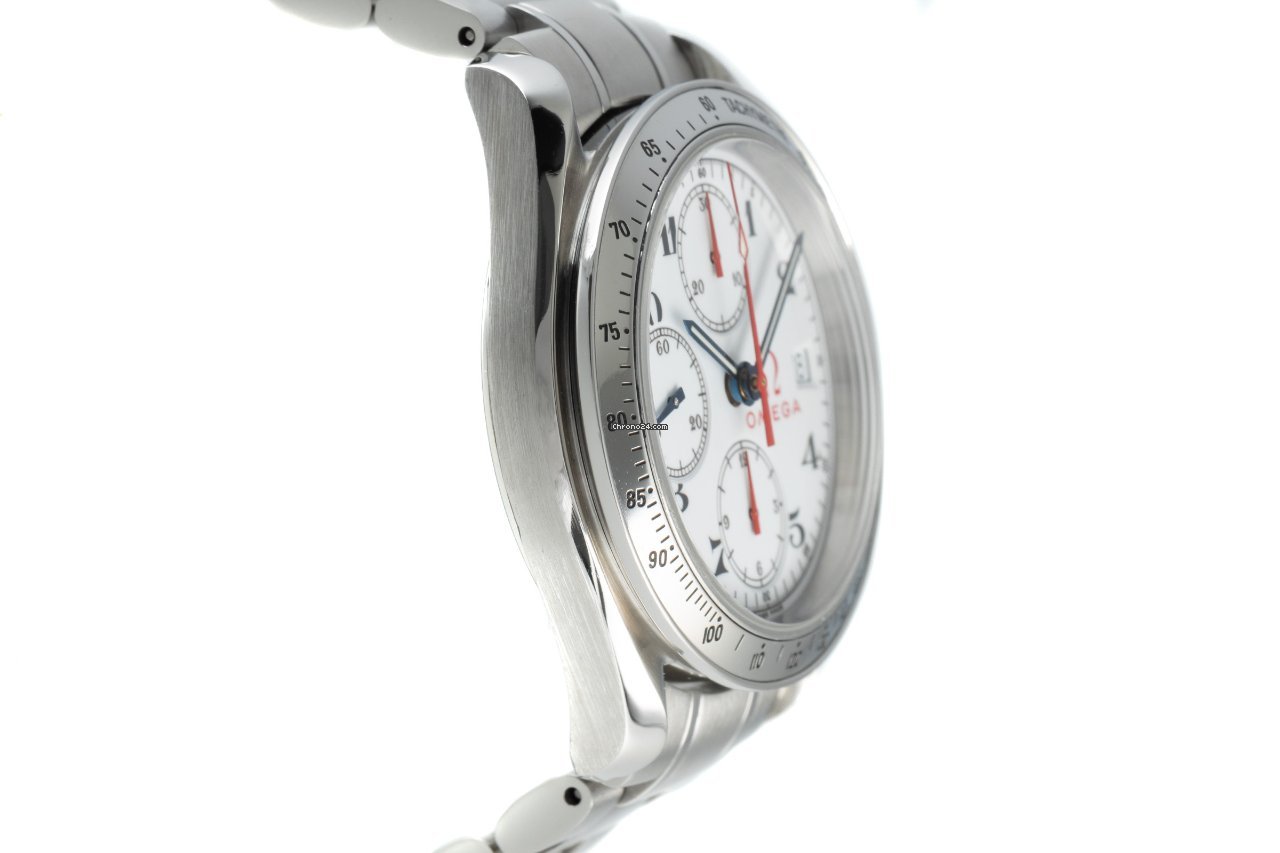 Omega Speedmaster Date Mens watch Unisex Automatic Steel 323.10.40.40.04.001 Replica 4