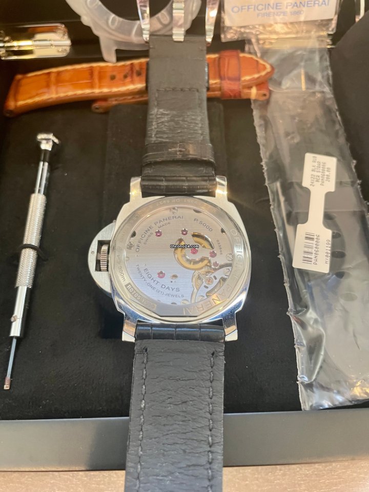 Panerai Luminor Marina 8 Days Mens watch Unisex Manual winding Steel PAM 00563 Replica 4