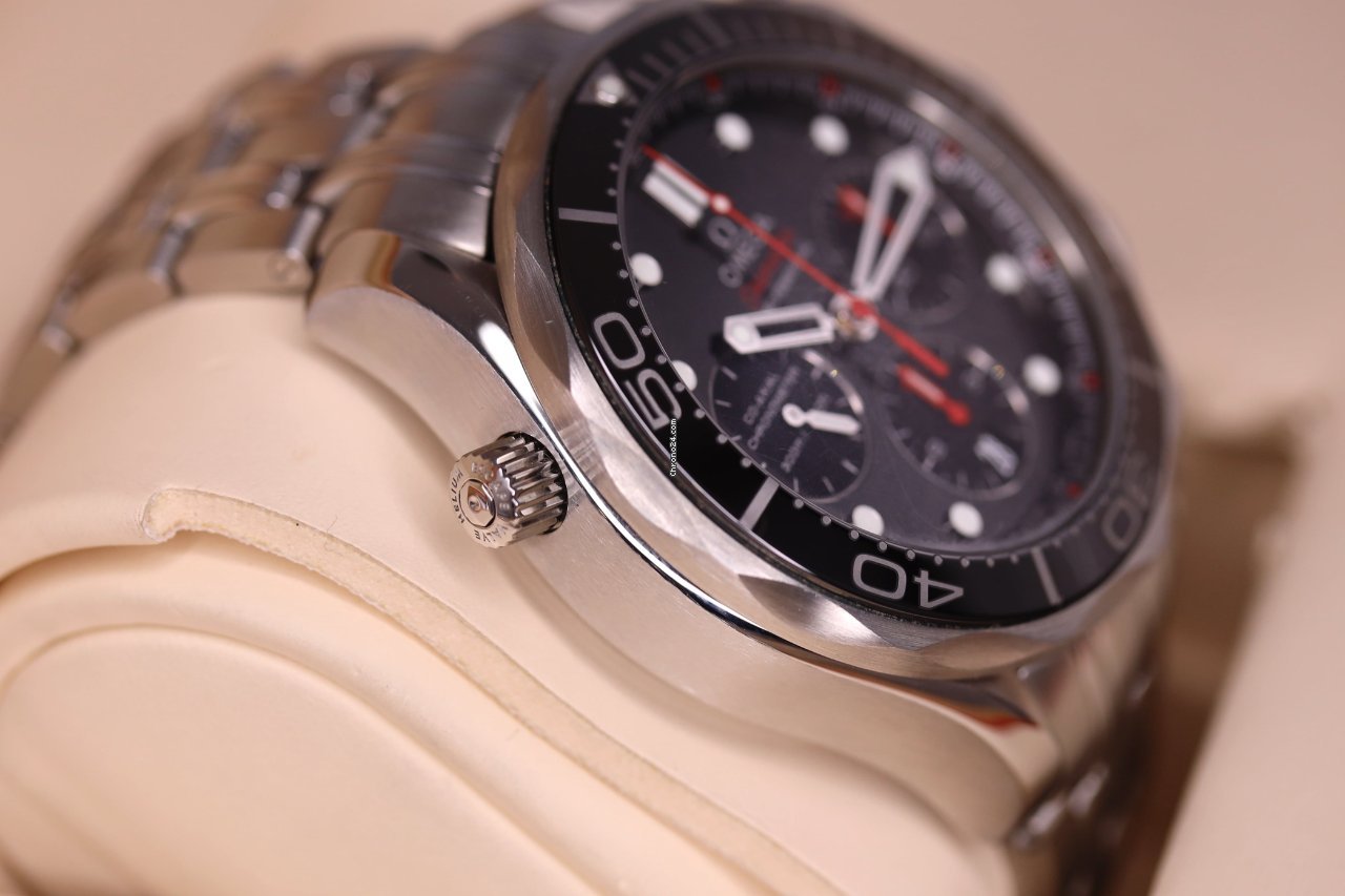 Omega Seamaster Diver 300 M Mens watch Unisex Automatic Steel 212.30.44.50.01.001 Replica 4