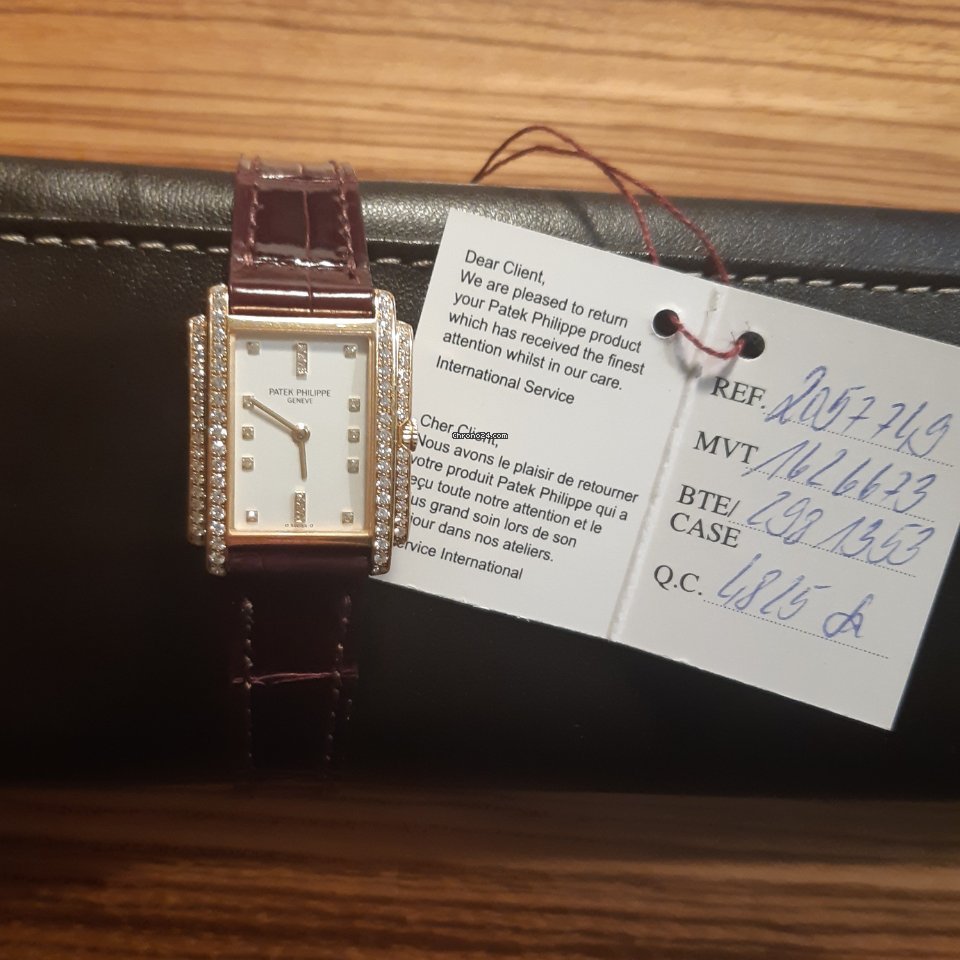 IMG_9081 Patek Philippe Gondolo Womens watch Quartz Yellow gold 4825J Replica 4