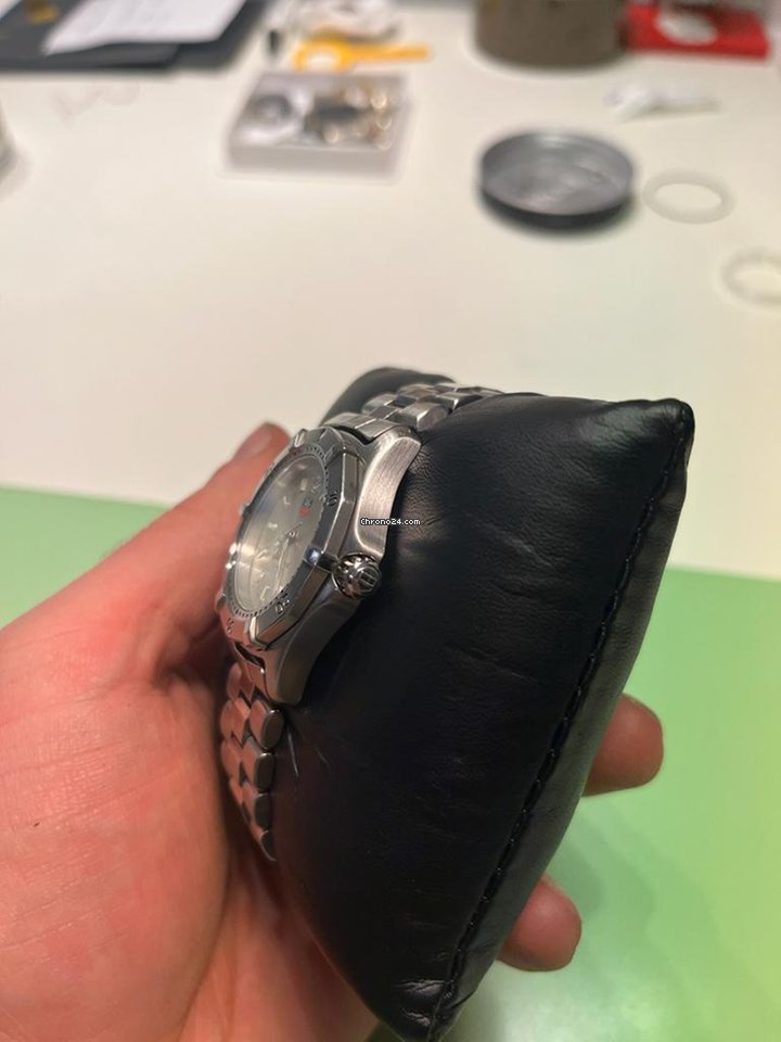 IMG_9081 TAG Heuer 2000 Mens watch Unisex Quartz WK1212-0 Replica 4