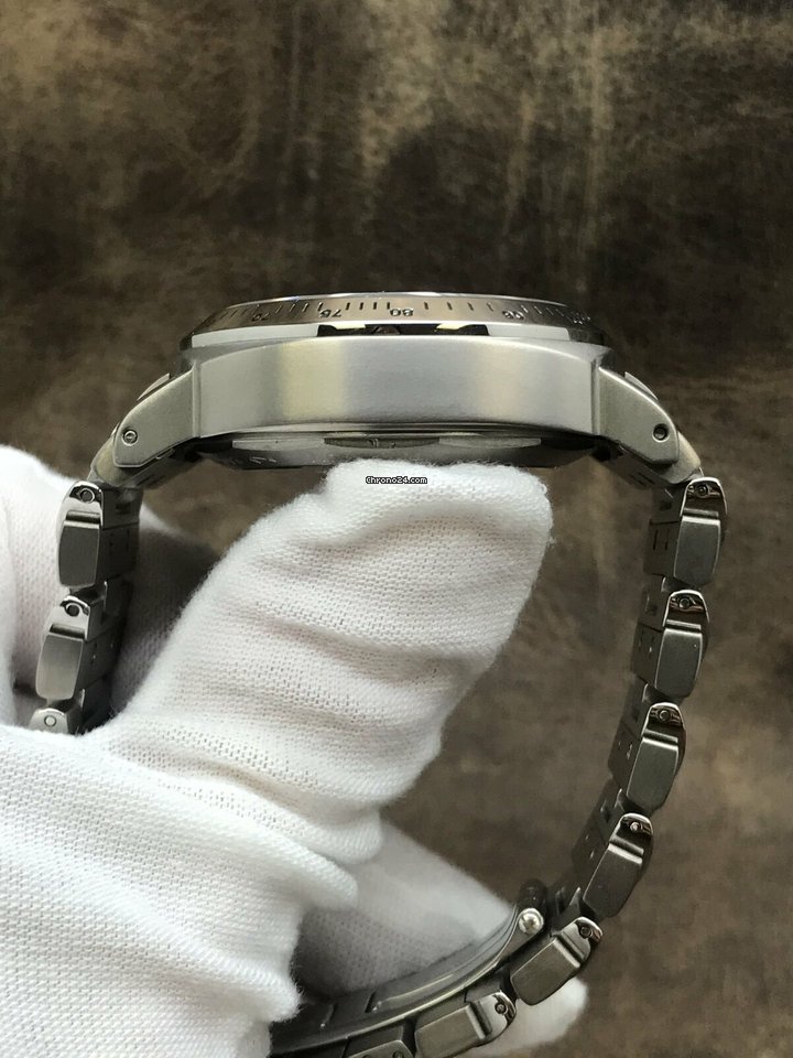 IMG_9081 Panerai Luminor Chrono Automatic Titanium PAM00072 Replica 4
