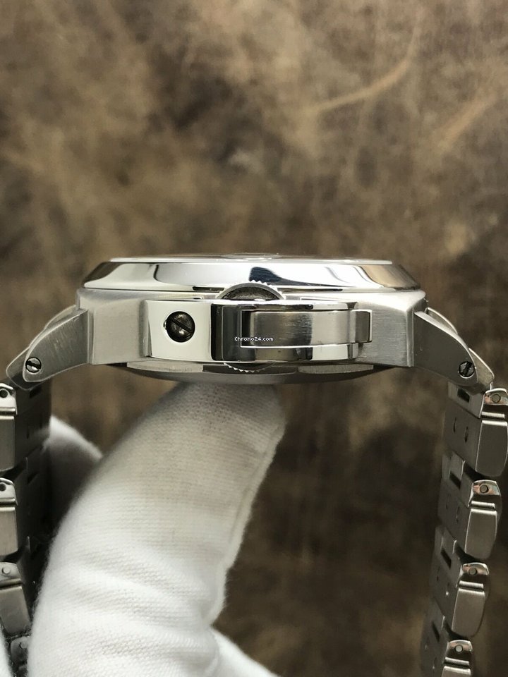 IMG_9081 Panerai Luminor Marina Automatic Automatic Titanium PAM00165 Replica 4
