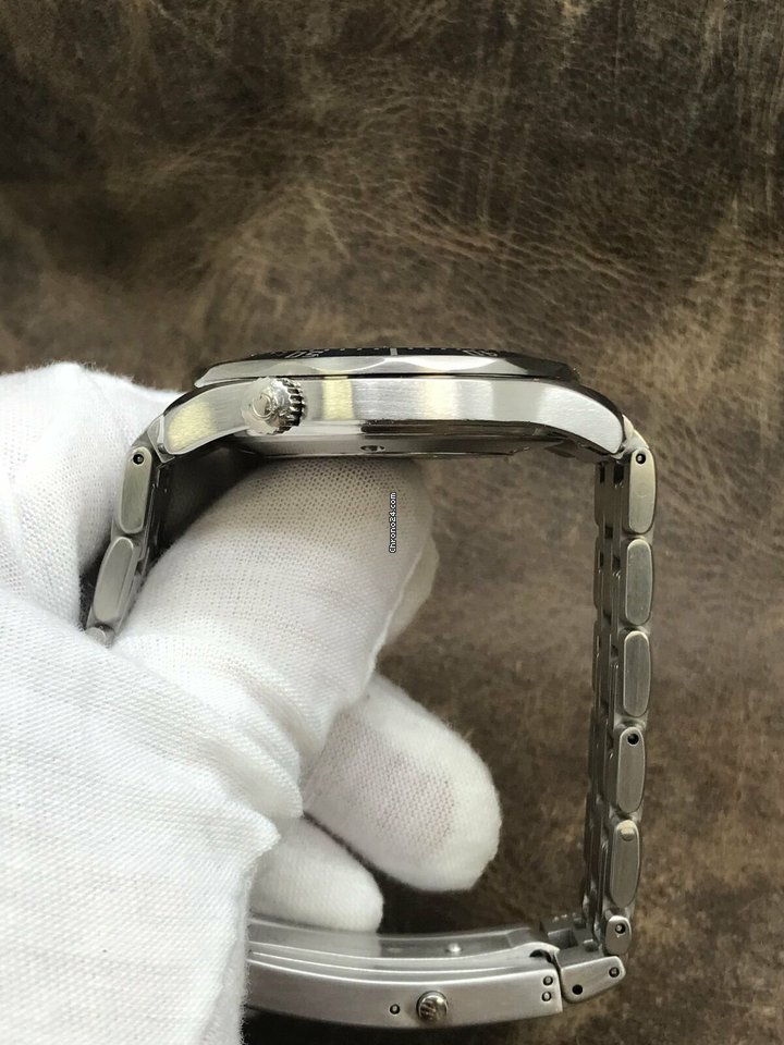 IMG_9081 Omega Seamaster Quartz Steel 196.1523 Replica 4
