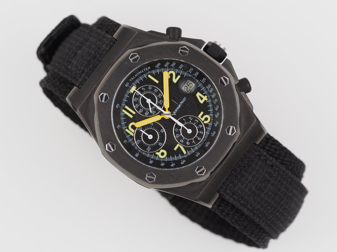 Audemars Piguet Royal Oak Offshore Chronograph Mens watch Unisex Automatic Steel 25770SN.O.0001KE.01 Replica 4