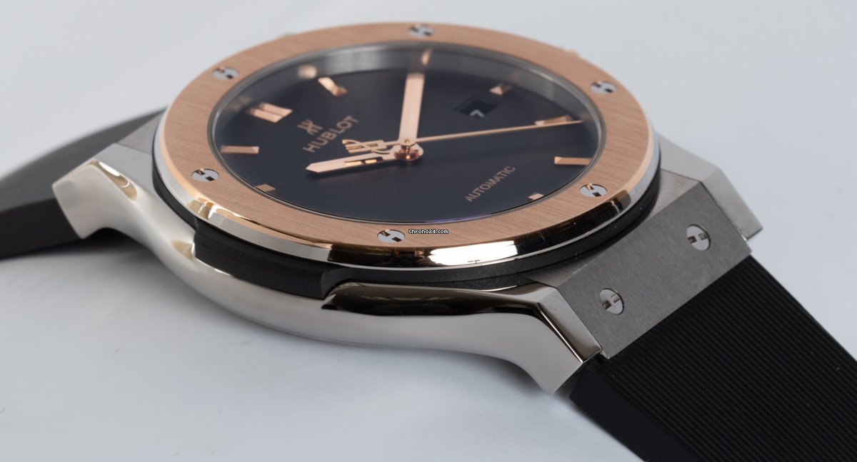 IMG_9081 Hublot Classic Fusion 45, 42, 38, 33 mm Mens watch Unisex Automatic Titanium 542.NO.1181.RX Replica 4