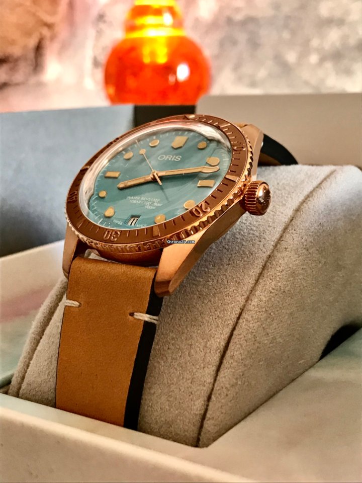 IMG_9081 Oris Divers Sixty Five Mens watch Unisex Automatic Bronze 01 733 7771 3155-07 5 19 04BR Replica 4