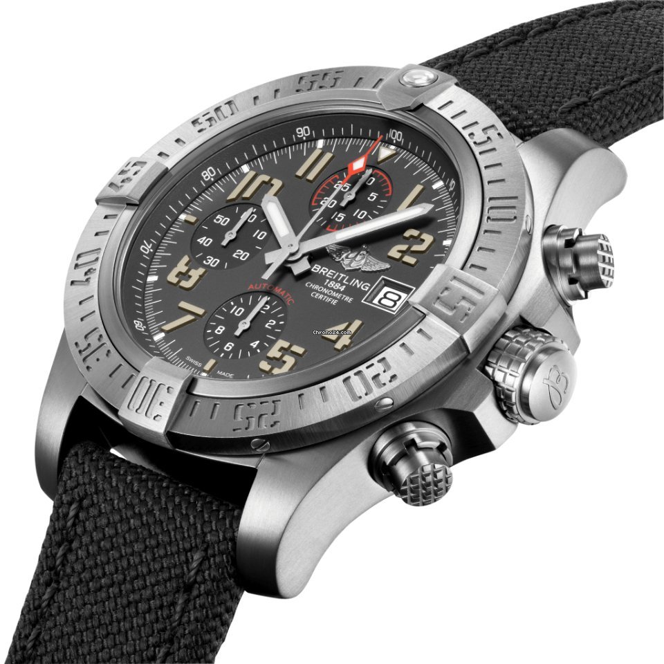 IMG_9081 Breitling Avenger Bandit Mens watch Unisex Automatic Titanium E13383101M1W1 Replica 4