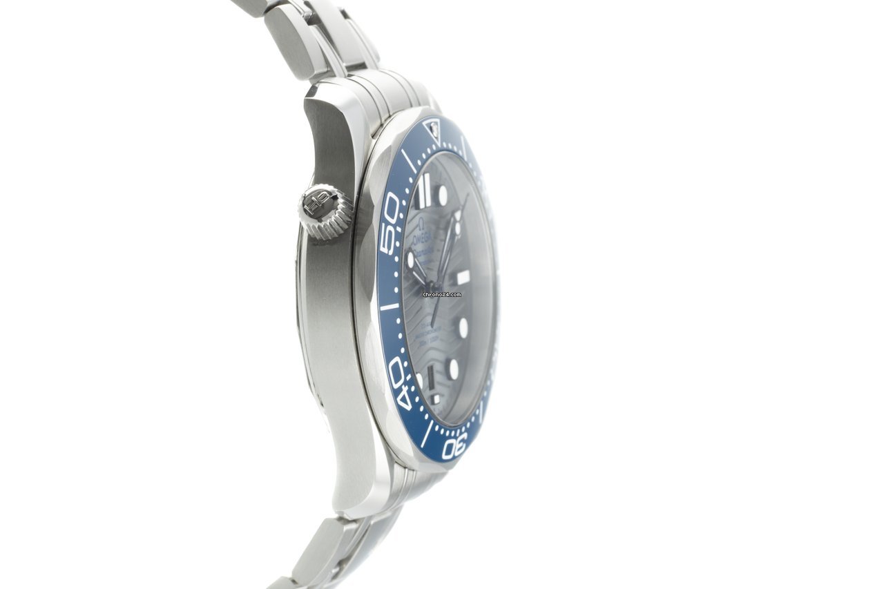 IMG_9081 Omega Seamaster Diver 300 M Mens watch Unisex Automatic Steel 210.30.42.20.06.001 Replica 4